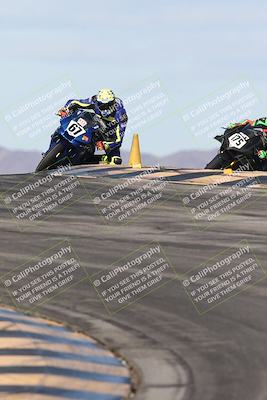 media/Nov-16-2025-Race Pace (Sun) [[8c5fa54630]]/Verified Riders/1-Turns 9 and 10 (925am)/